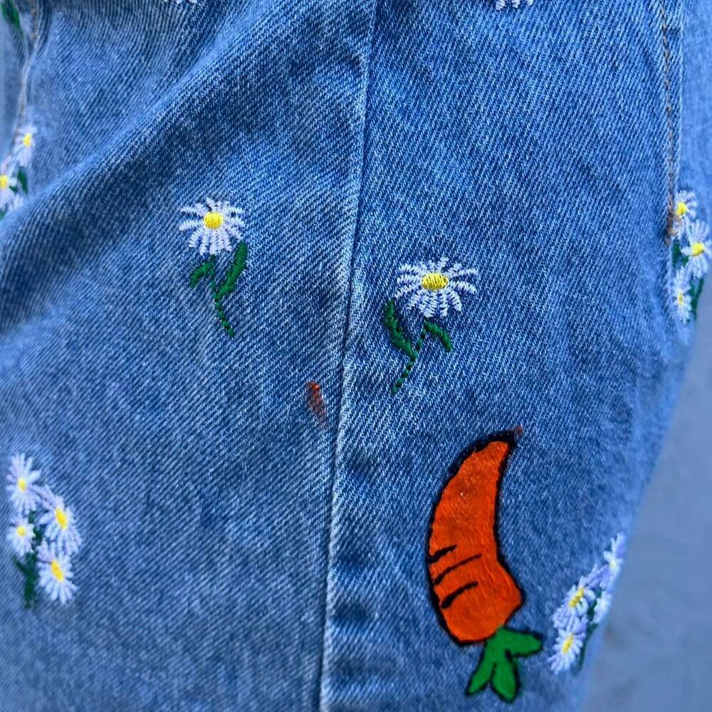 Denim Mini SKirt in Size 2 Carrots Novelty print cottagecore - Picture 4 of 8